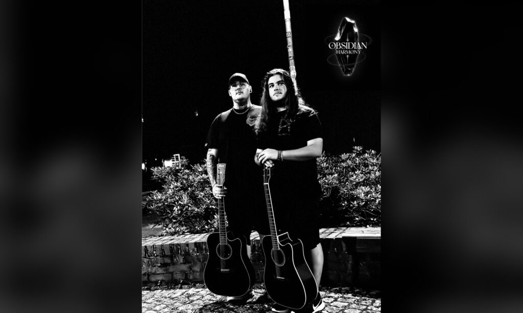 Obsidian Harmony le rinden homenaje al verano con «Crimson Glow»